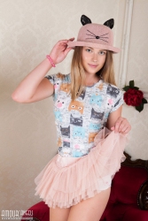 A cutie with a kitty hat   NakedTeen.photos