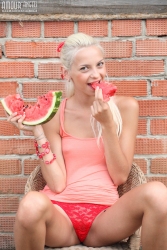 Alluring teen blonde   NakedTeen.photos