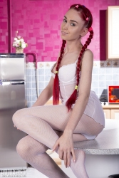 Appearing pussy   NakedTeen.photos