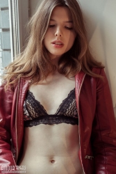 Attractive naked style   NakedTeen.photos