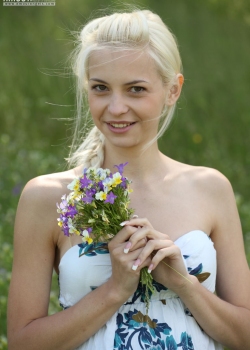 Bare girl outdoor