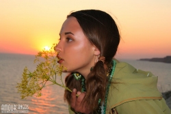 Beach tease by way of brunette   NakedTeen.photos