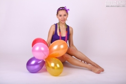 Beautiful naked teenie   NakedTeen.photos