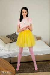 Beautiful nude style   NakedTeen.photos