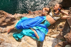 Brunette with a super frame   NakedTeen.photos