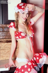 Captivating teen hottie   NakedTeen.photos