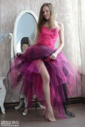 Cutie appearing frame   NakedTeen.photos