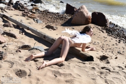 Extra for you   NakedTeen.photos