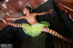 Flexible Angel   NakedTeen.photos