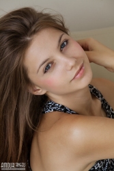 Juicy nude frame   NakedTeen.photos