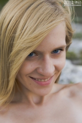 Lovable temptress   NakedTeen.photos