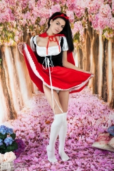 Narrow dark haired good looks   NakedTeen.photos