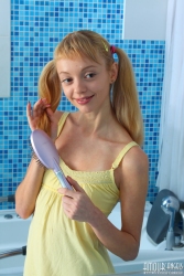 Narrow smiling cutie   NakedTeen.photos