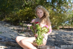 Nature calls   NakedTeen.photos