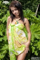 Nude teen outside   NakedTeen.photos