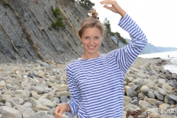 Nudist beach for a laugh   NakedTeen.photos