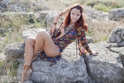 Pretty babe posing in wild   NakedTeen.photos