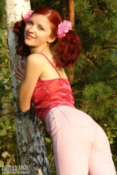 Purple haired teen in a woodland   NakedTeen.photos