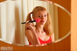 Refined slim chick   NakedTeen.photos