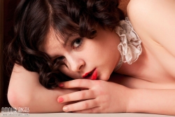 Showing off with class   NakedTeen.photos