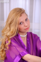 Teenage attractiveness posing   NakedTeen.photos