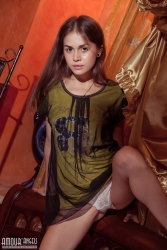 Thin good looks   NakedTeen.photos